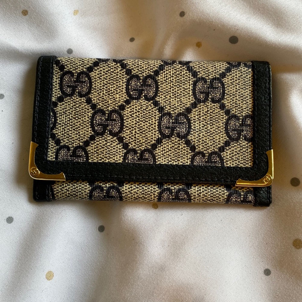 80s GUCCI card case. Excellent shape. I’m the only owner.